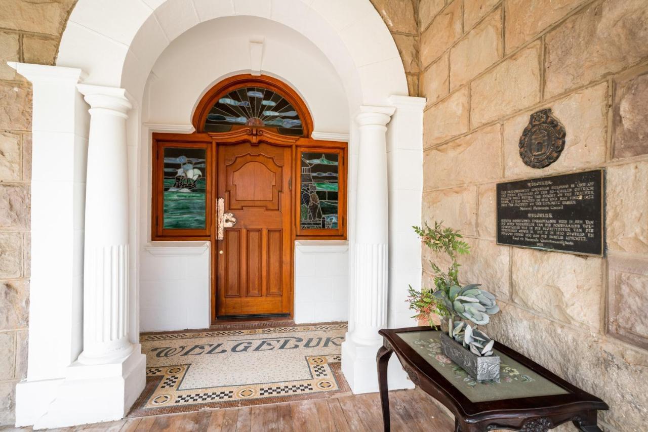 Welgeluk Feather Palace Bed & Breakfast
